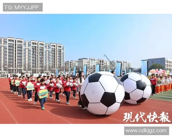 足球谢茁壮展现青春力量助力梦想成真与未来同行 足球谢茁壮展现青春力量助力梦想成真与未来同行